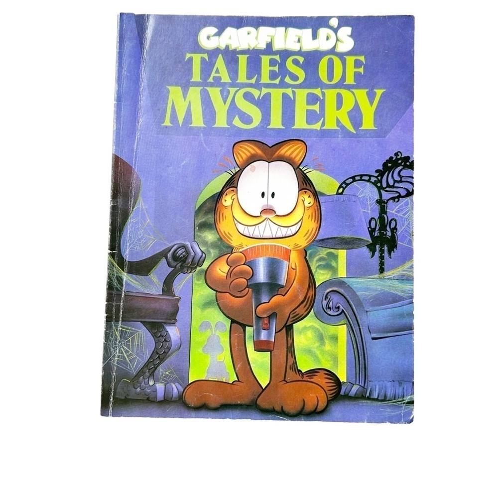 Garfield’s Tales of Mystery created by Jim Davis 1991 Paperback Bundle & Save